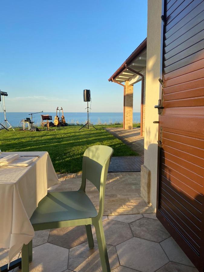 Casale Adriatico B&B Pineto Eksteriør billede